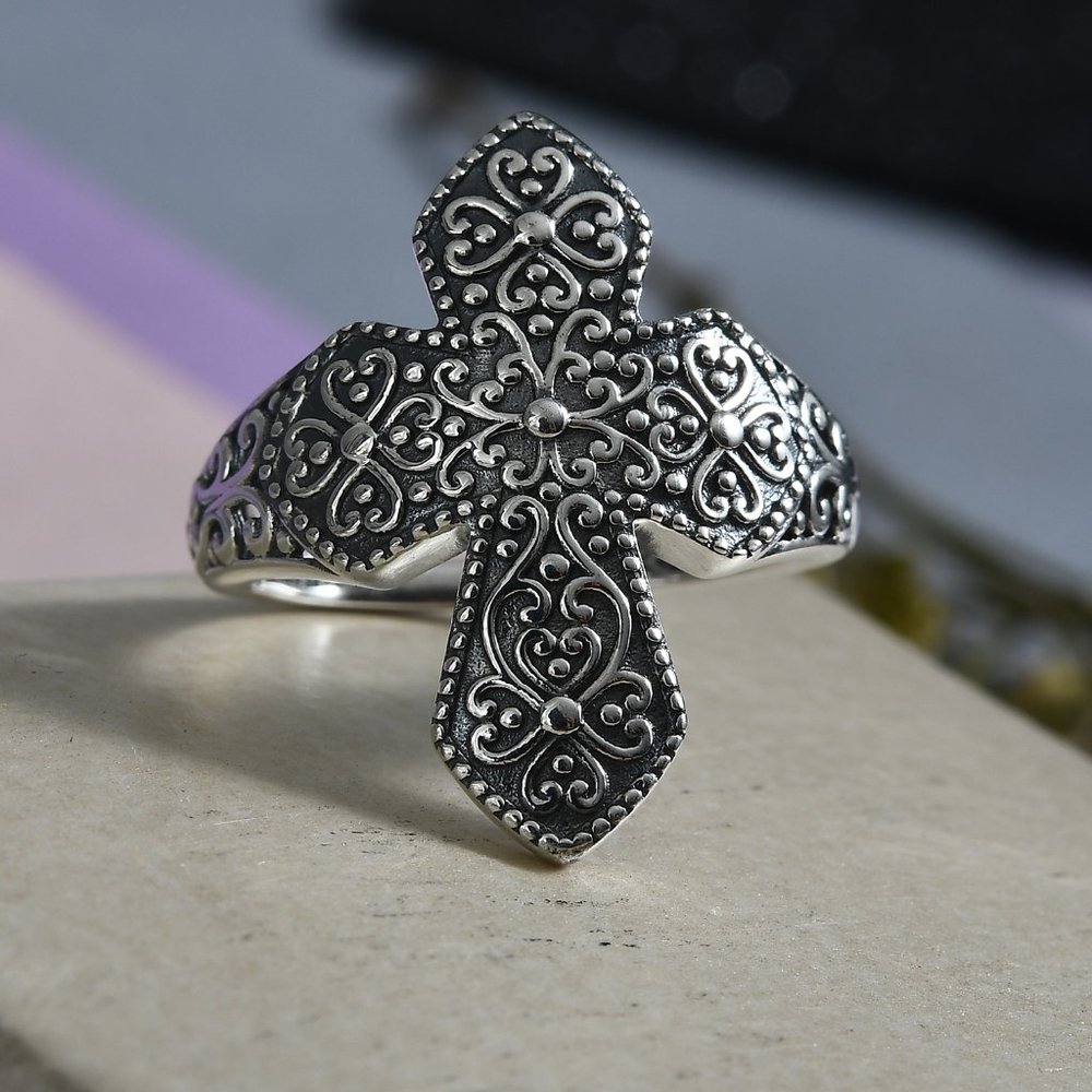 Cross Ring - Picture 2 of 2